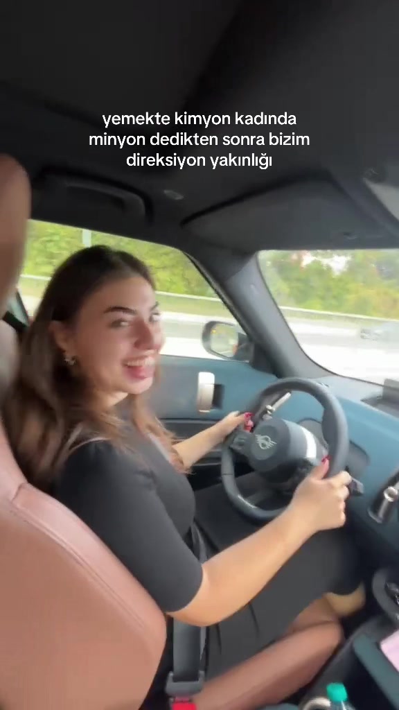 @selinozkna