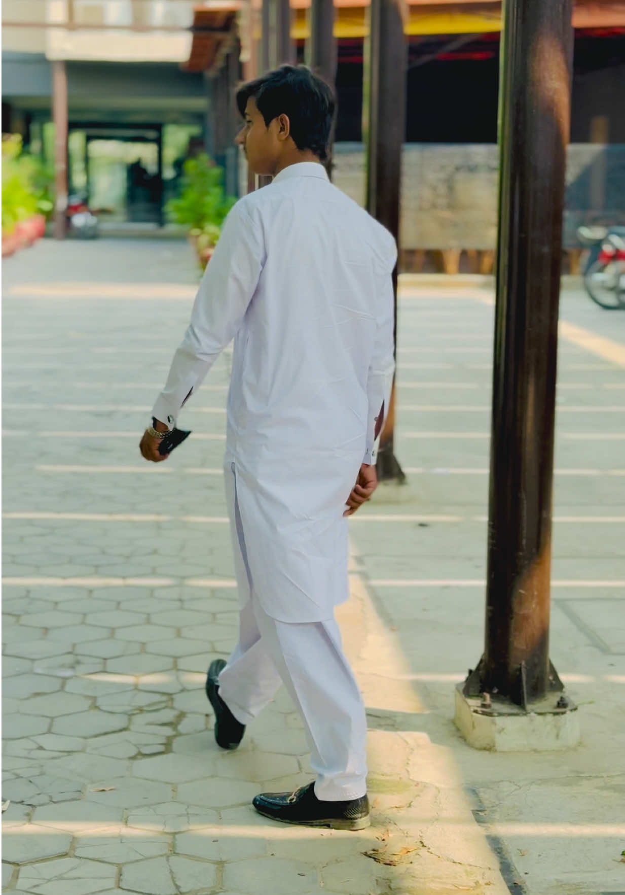 @🥀سردارملک شاویز کانجو🥰