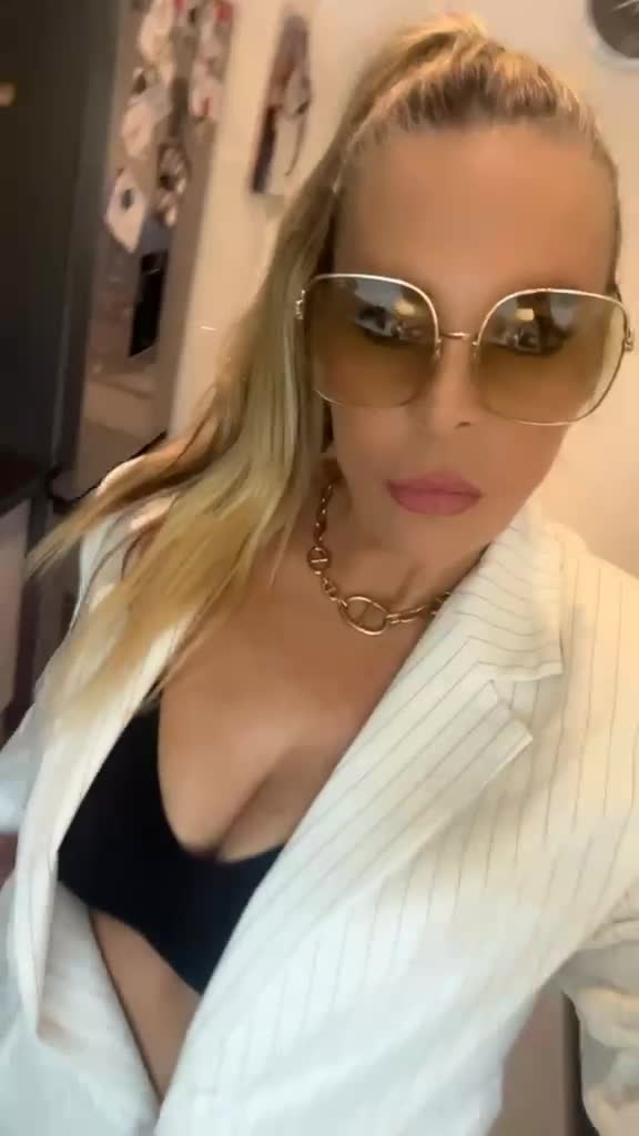 @Sisi