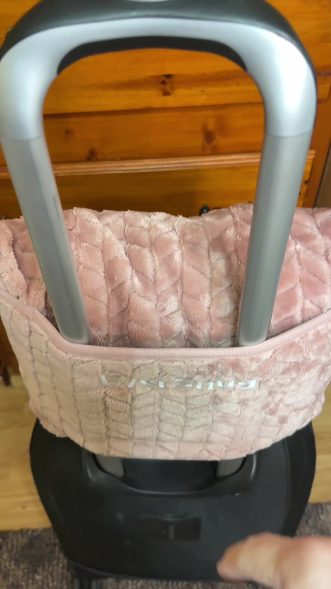 @CraftyLori🧵sews rite