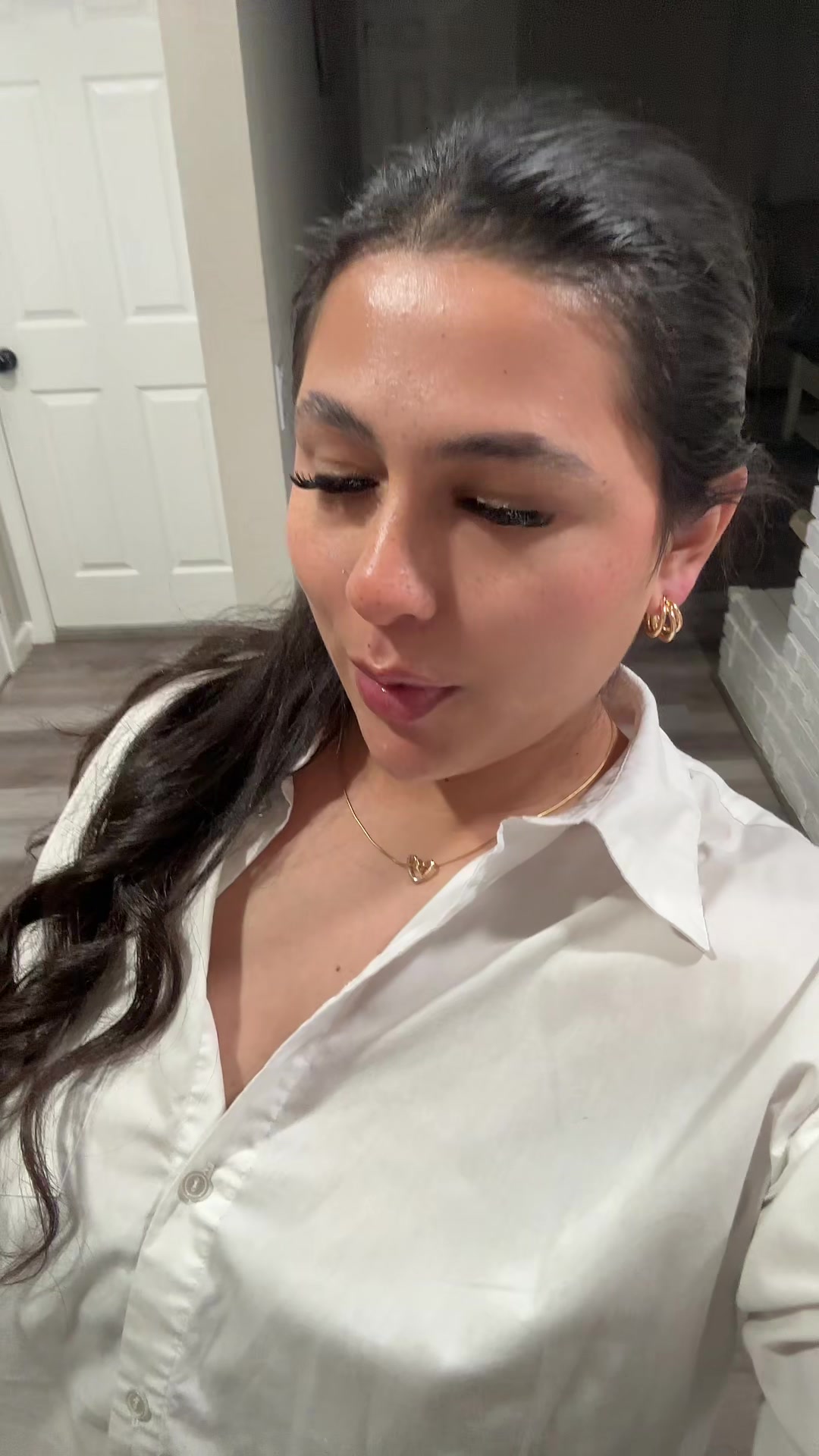 @Bella