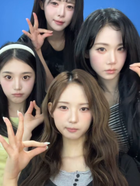@tripleS