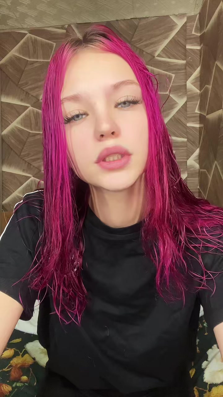 @VaLeRiA❤️🙂↕️