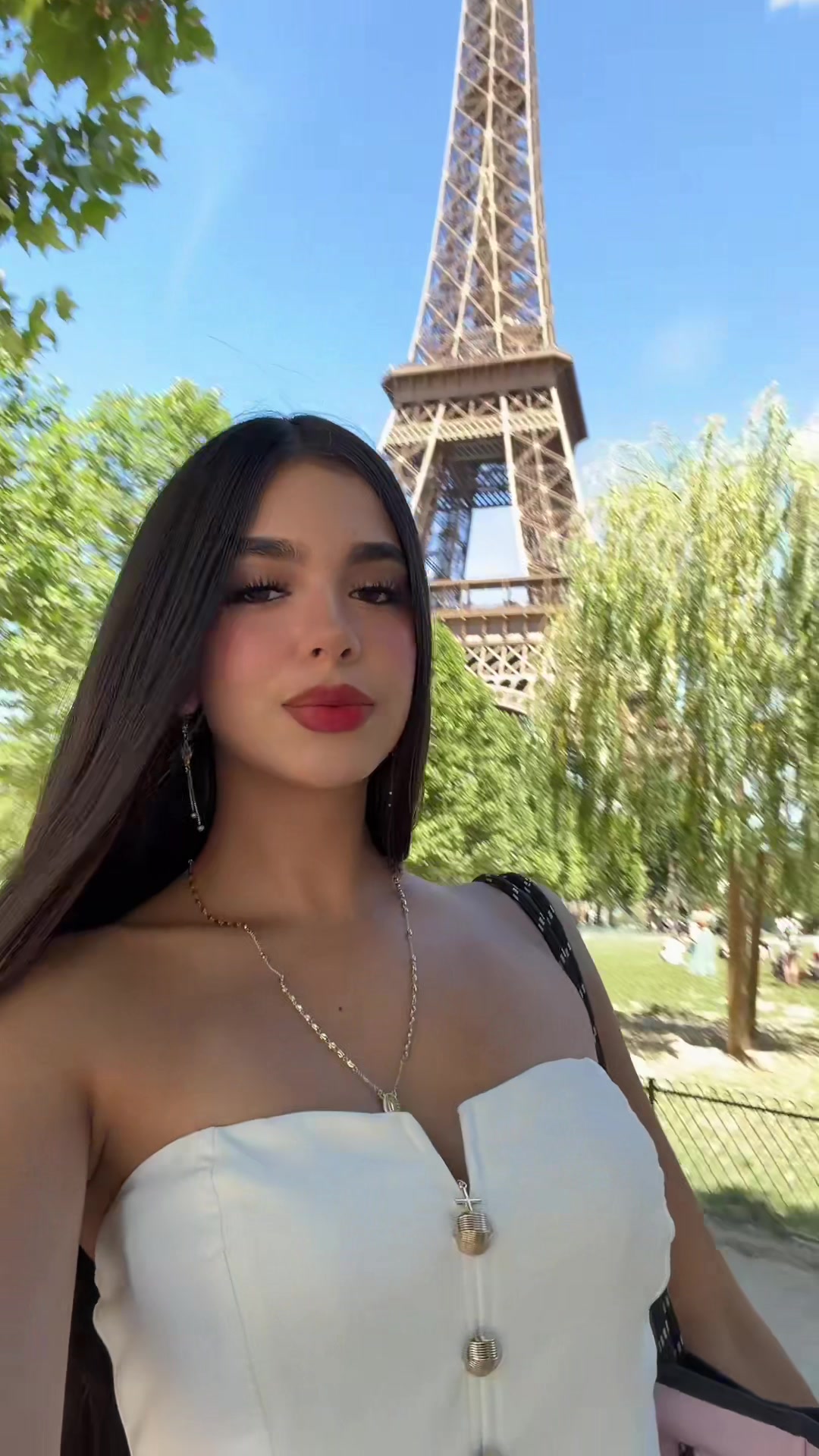 @valenmejia_oficial