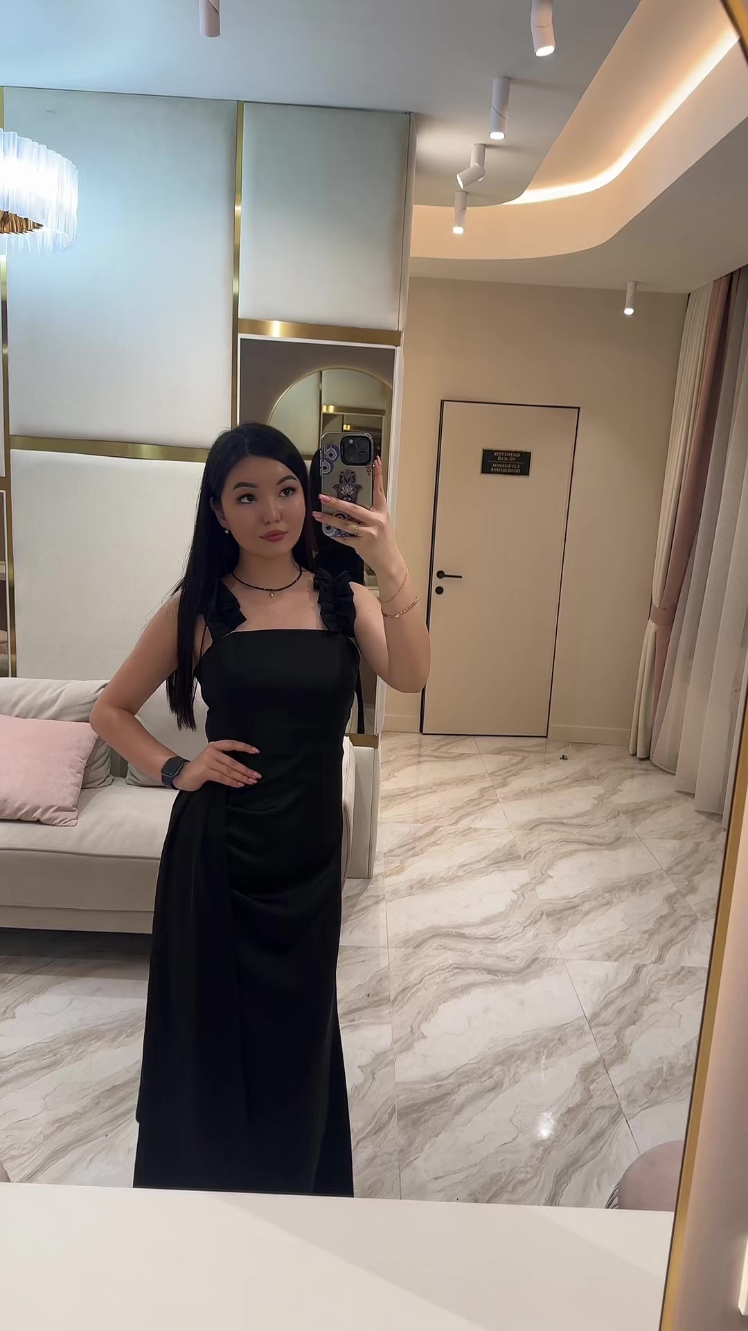 @aaneliiess