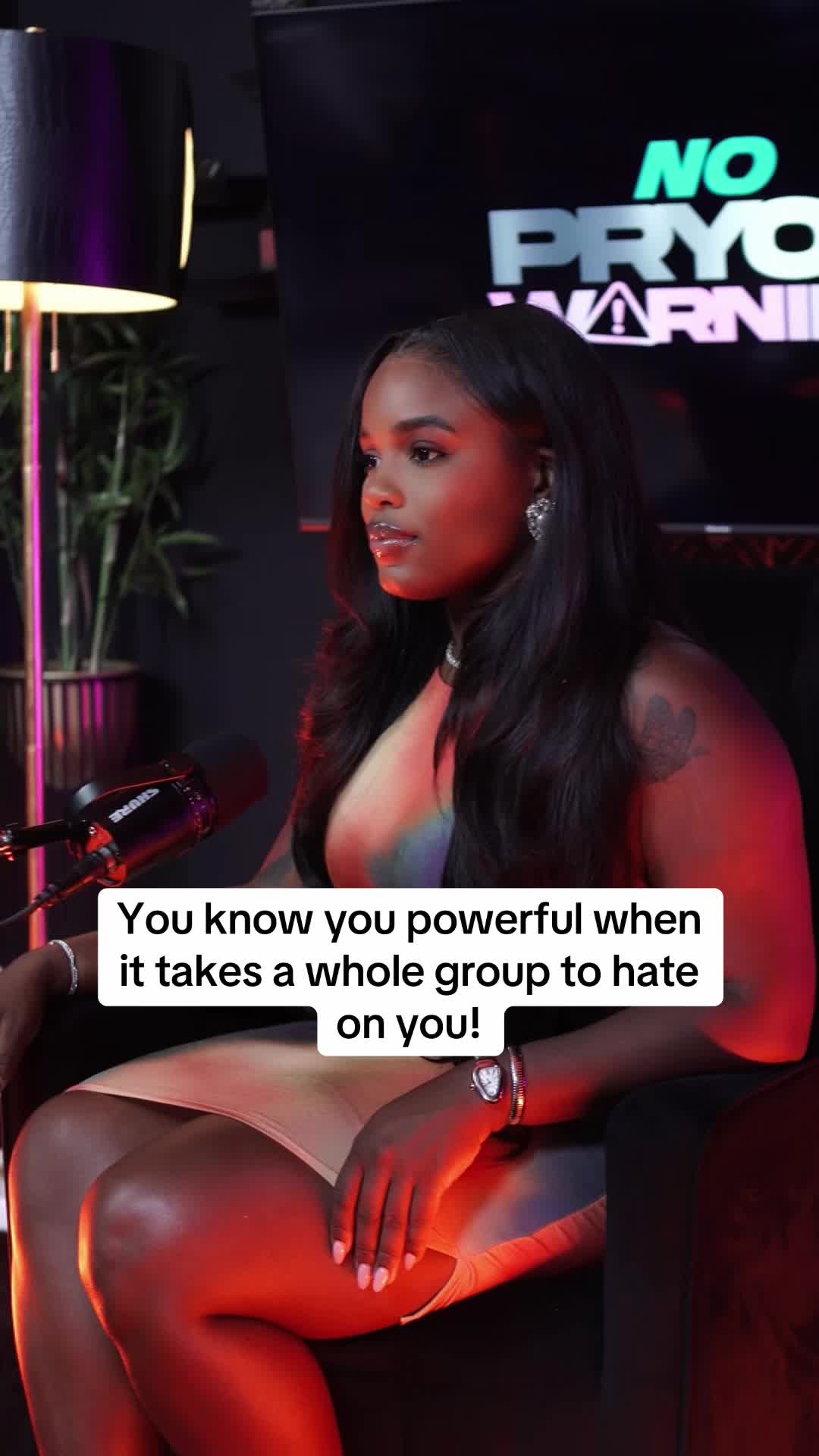 @thearielpryor