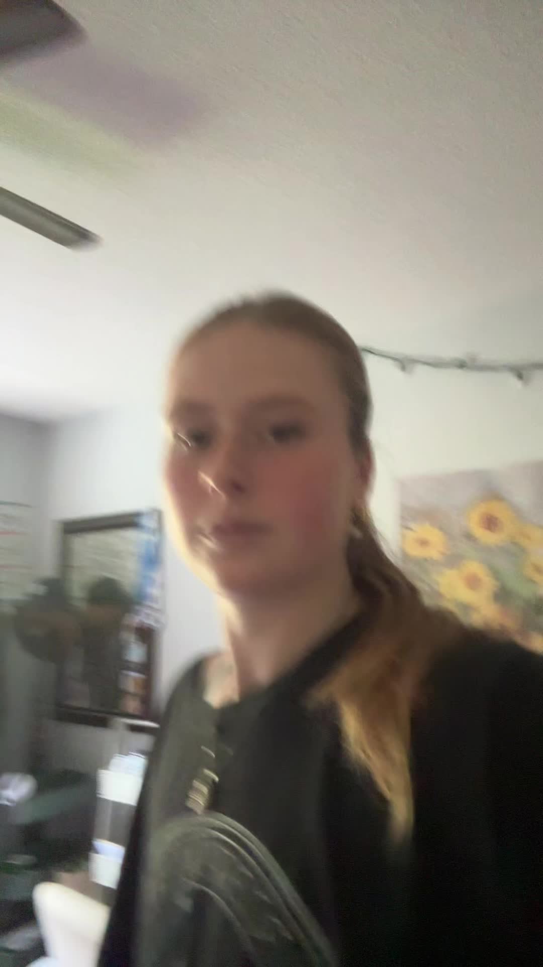 @Elise