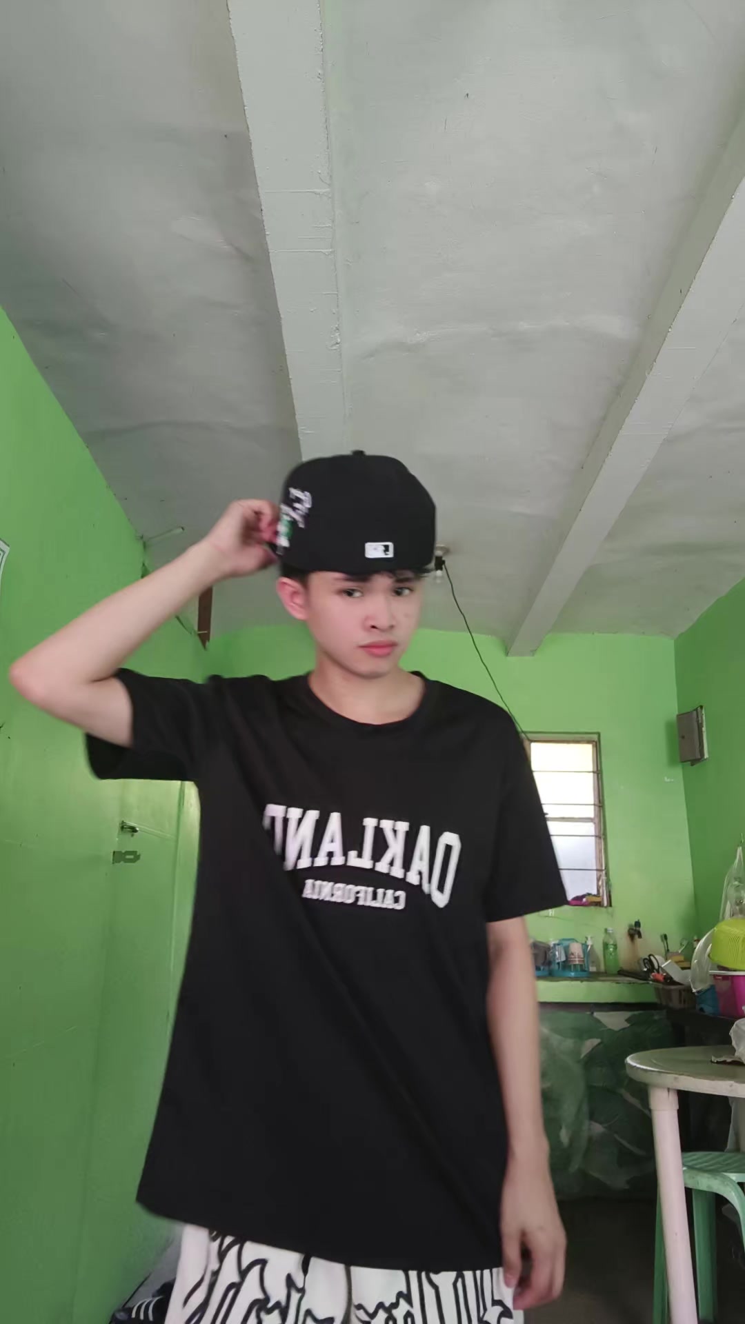@emji_🧐
