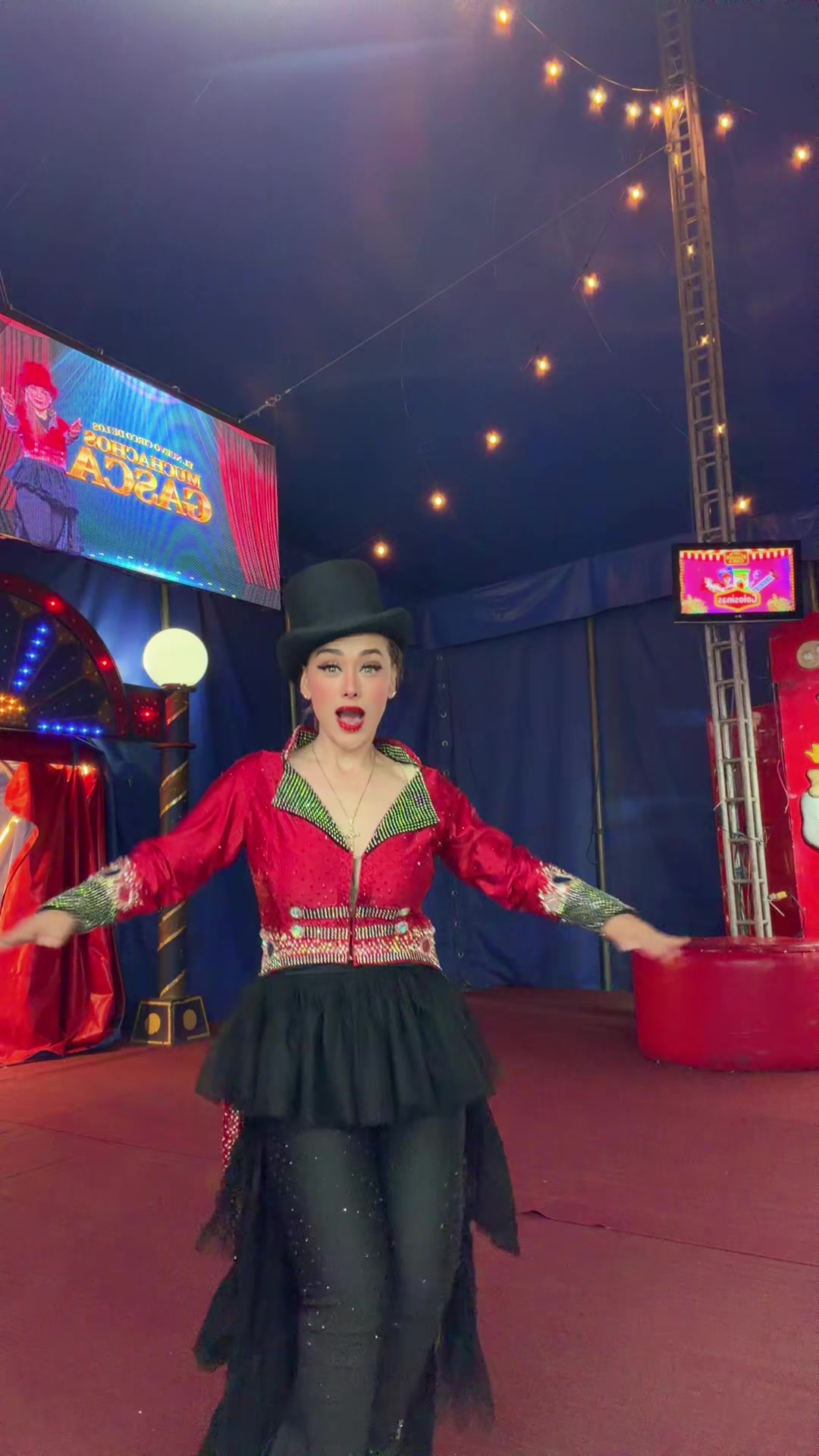 @La jefa CIRQUERITA🎪