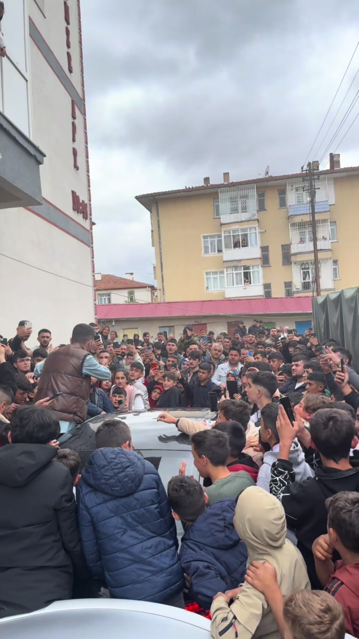 @cznburak