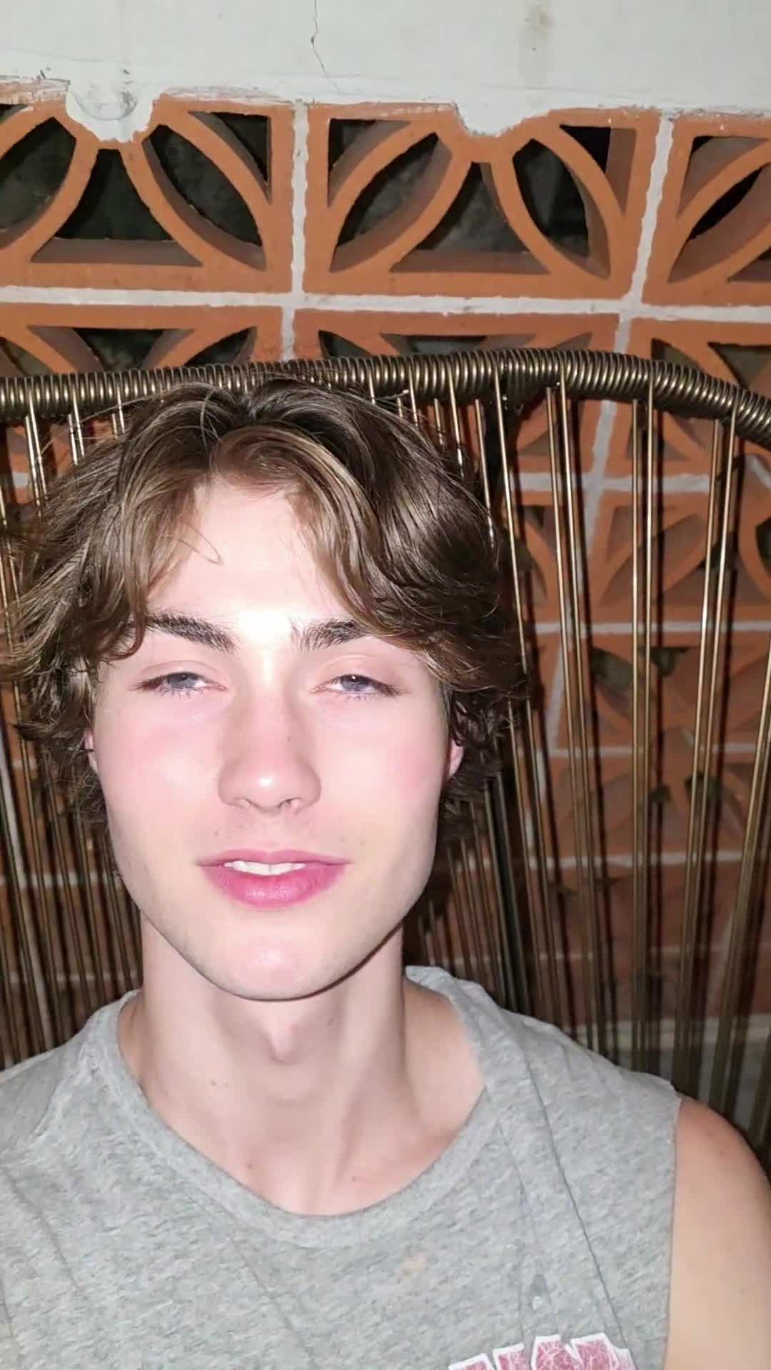 @Greyson