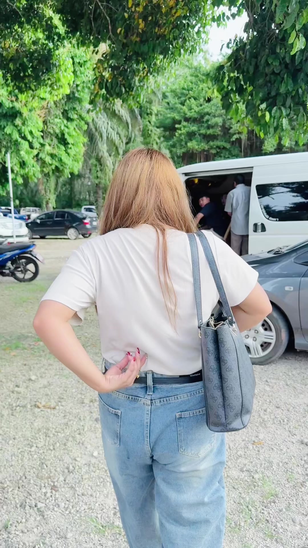 @ณัฐธิดา นุ่นกุล ช่องหลัก389.9k