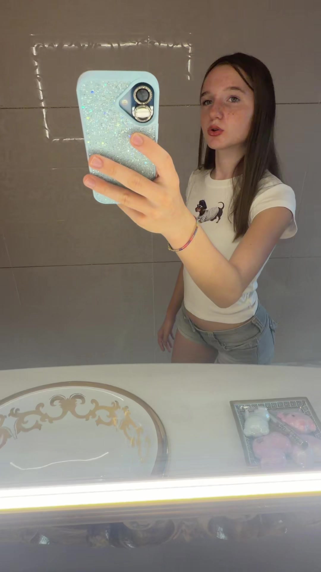 @Alessandra3