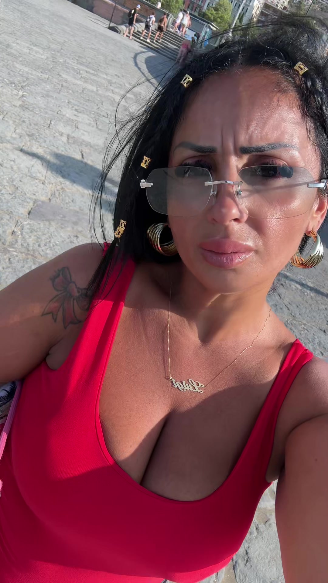 @E m scoccj e parla e cia’