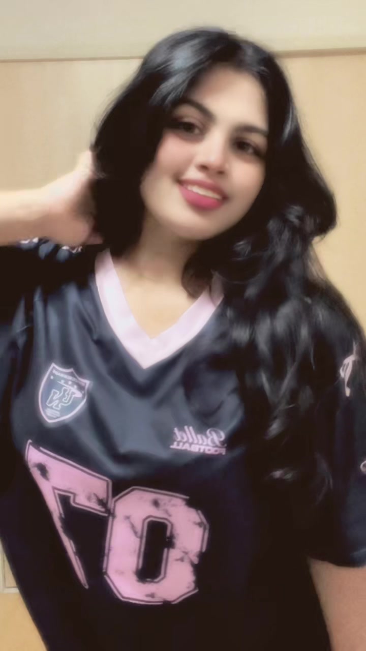 @Divya ᥫ᭡✨