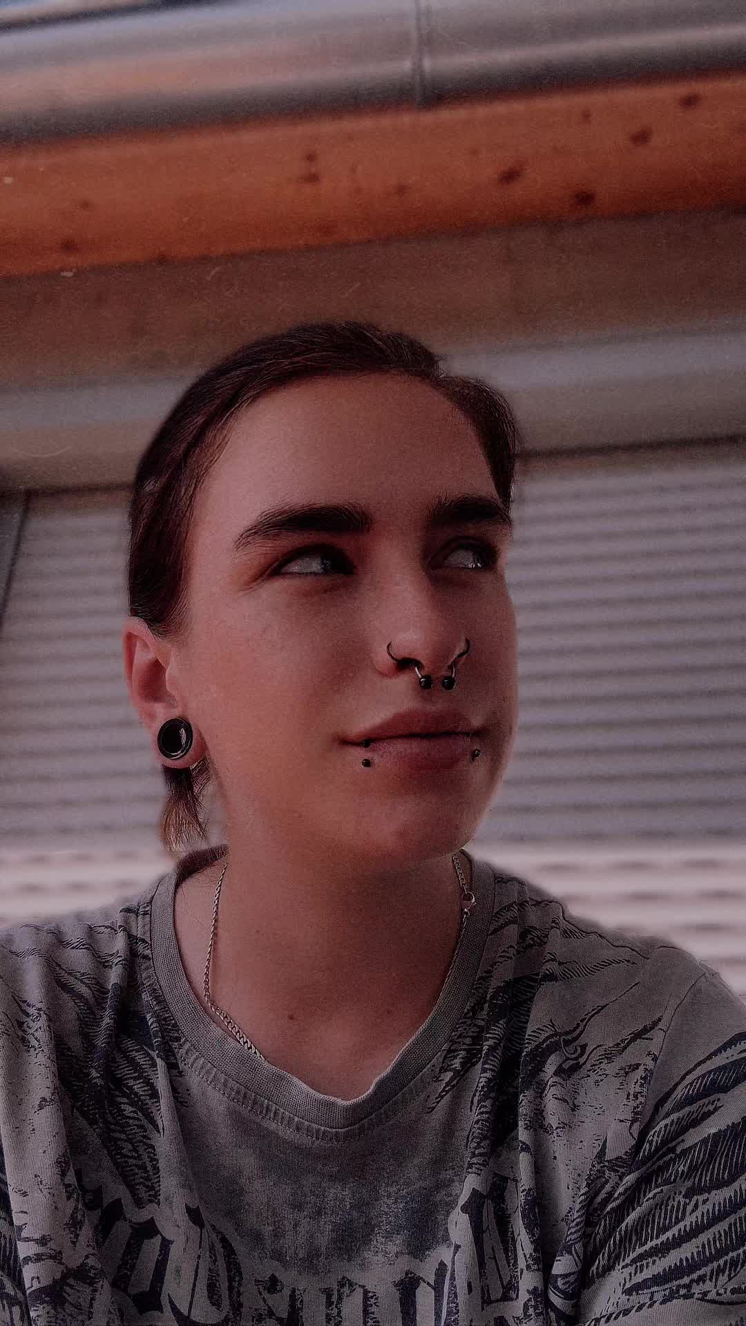 @Mäx