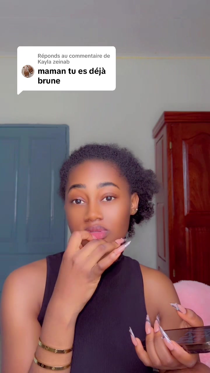 @Abi_la_camerounaise
