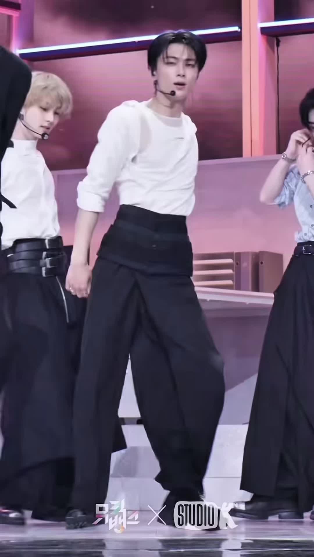 @えむてぃー