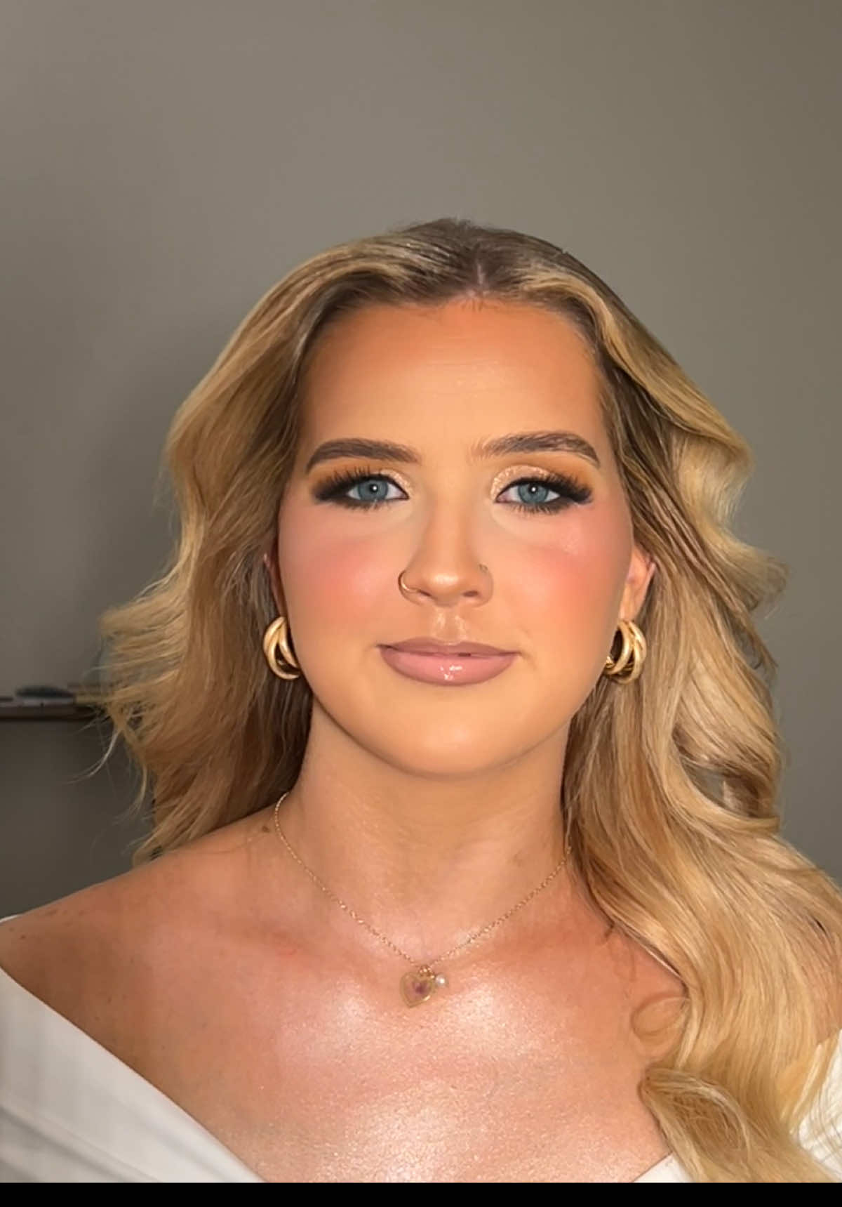 @Amberlyn Holifield|Travel HMUA