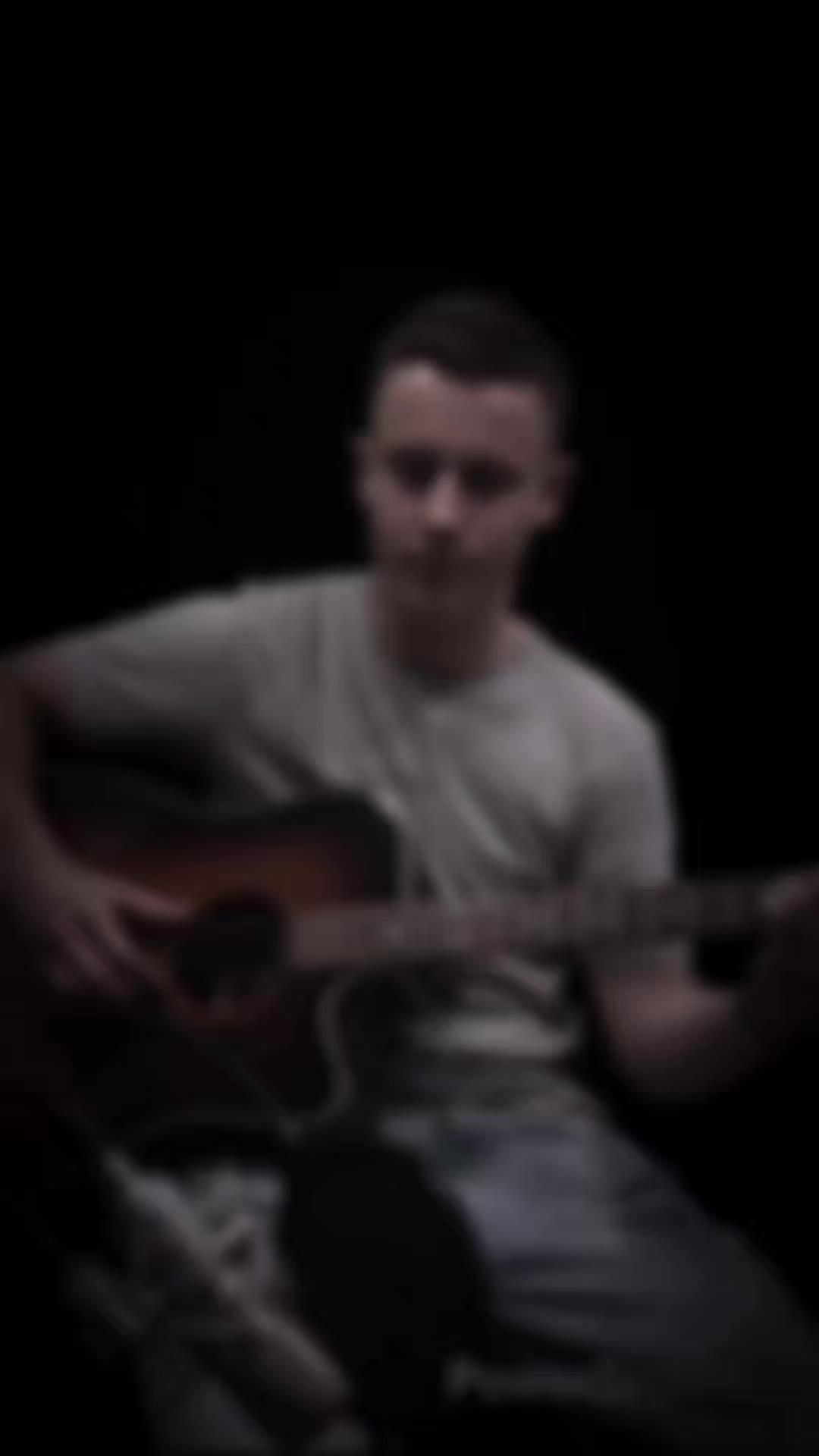@Leon_Cover