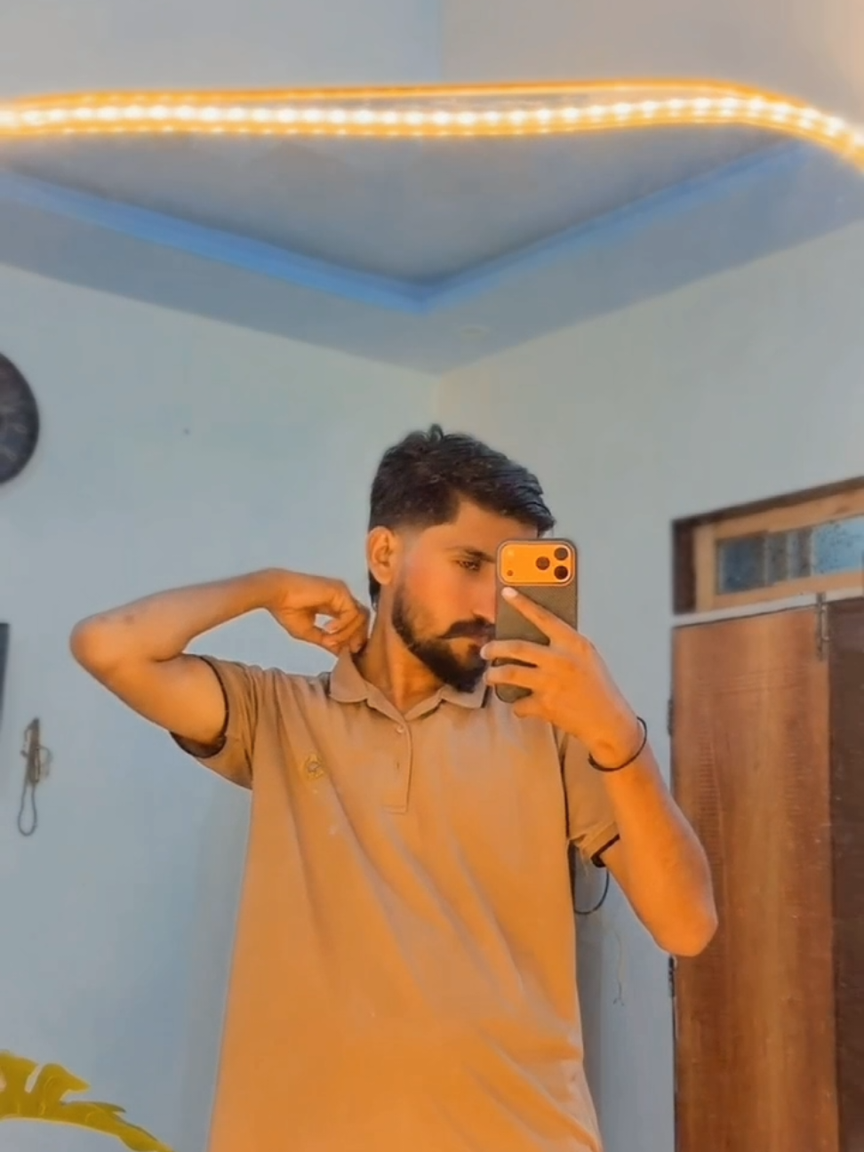 @👻|в𝐀вᗩ𝐫 لاشاری ✪