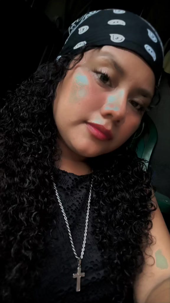 @S A R A &Iacute; 👸