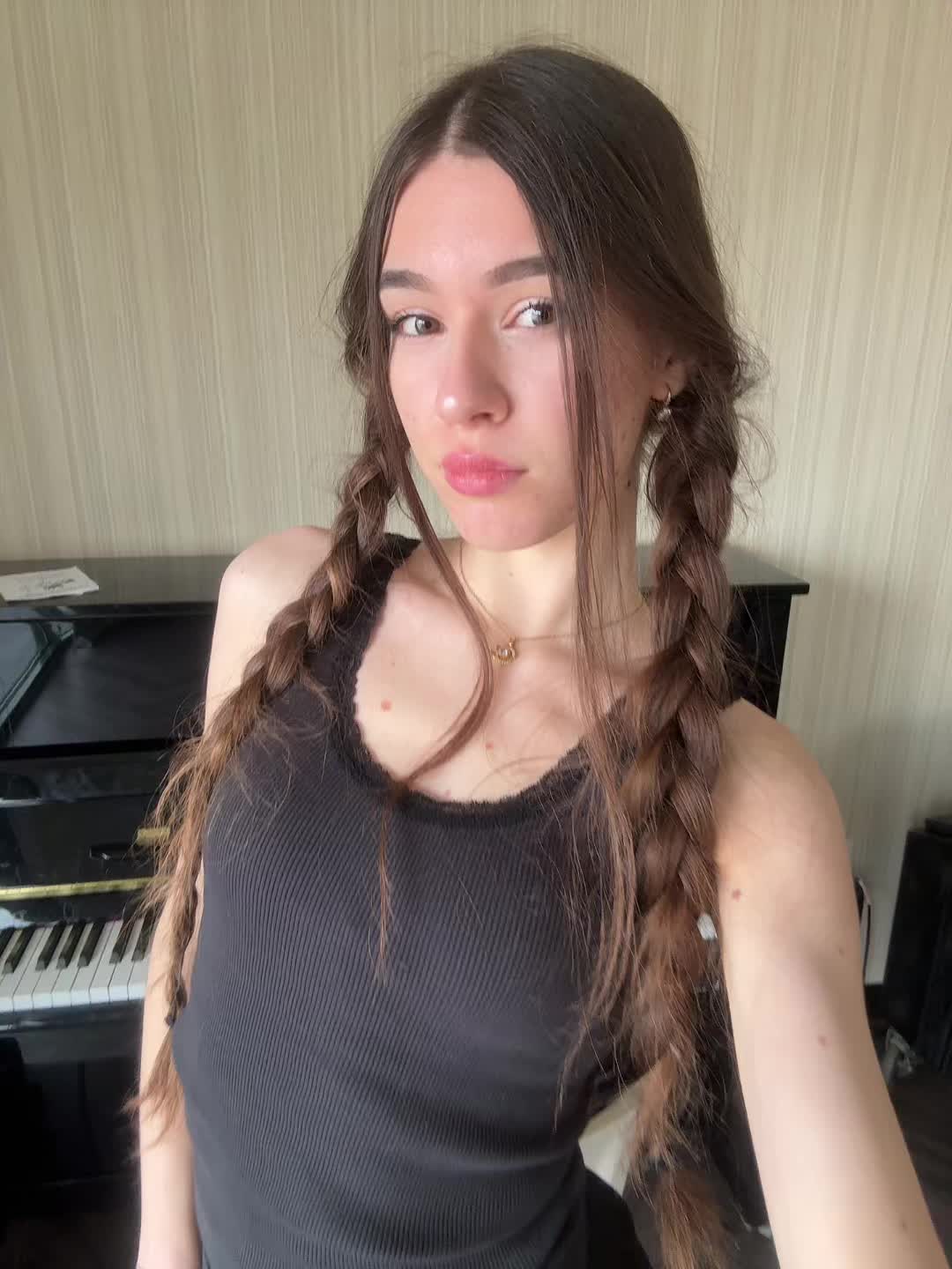 @vaxxrya