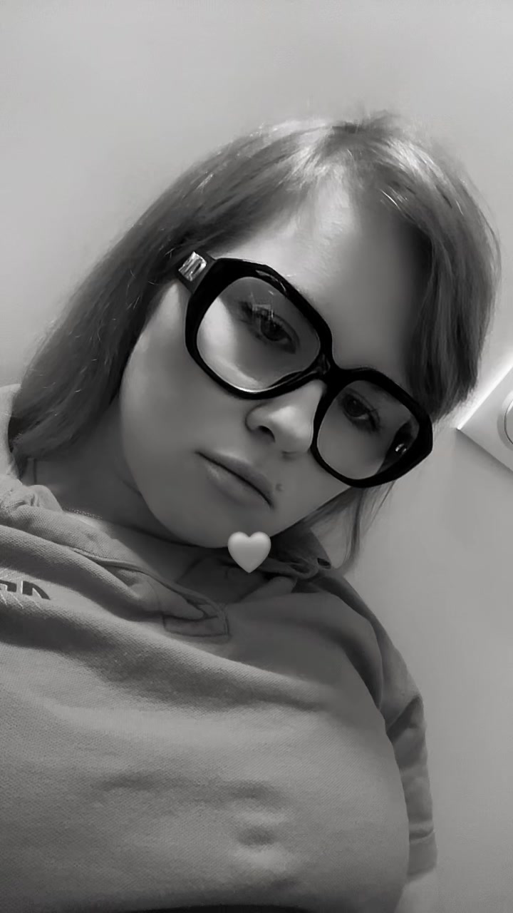 @𝐿𝑎 𝐷𝑖𝑣𝑎 ♡