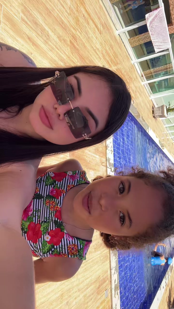 @Mikaely Souza
