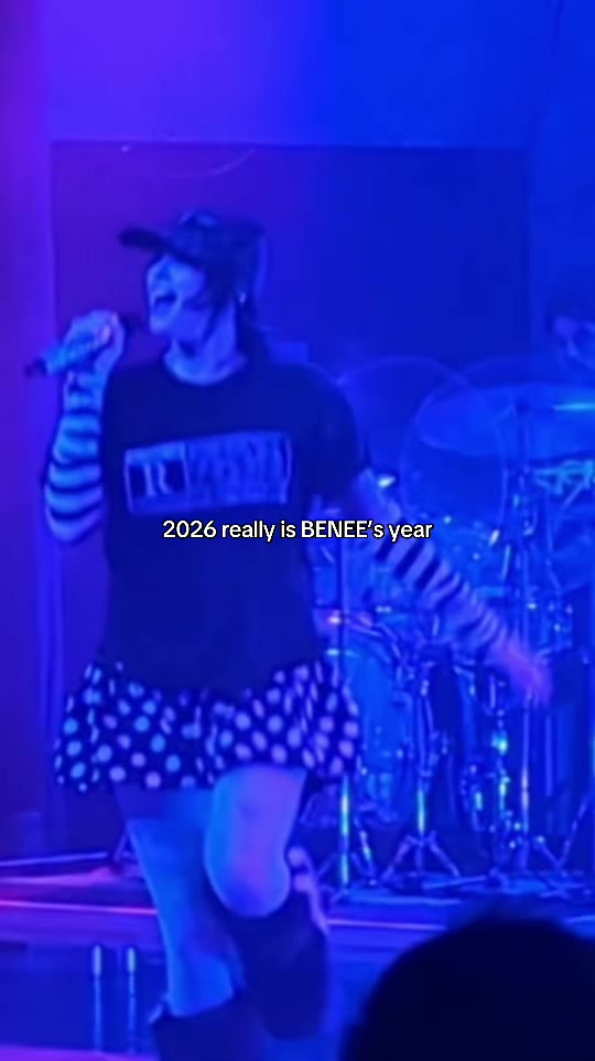 @benee fanpage ✨