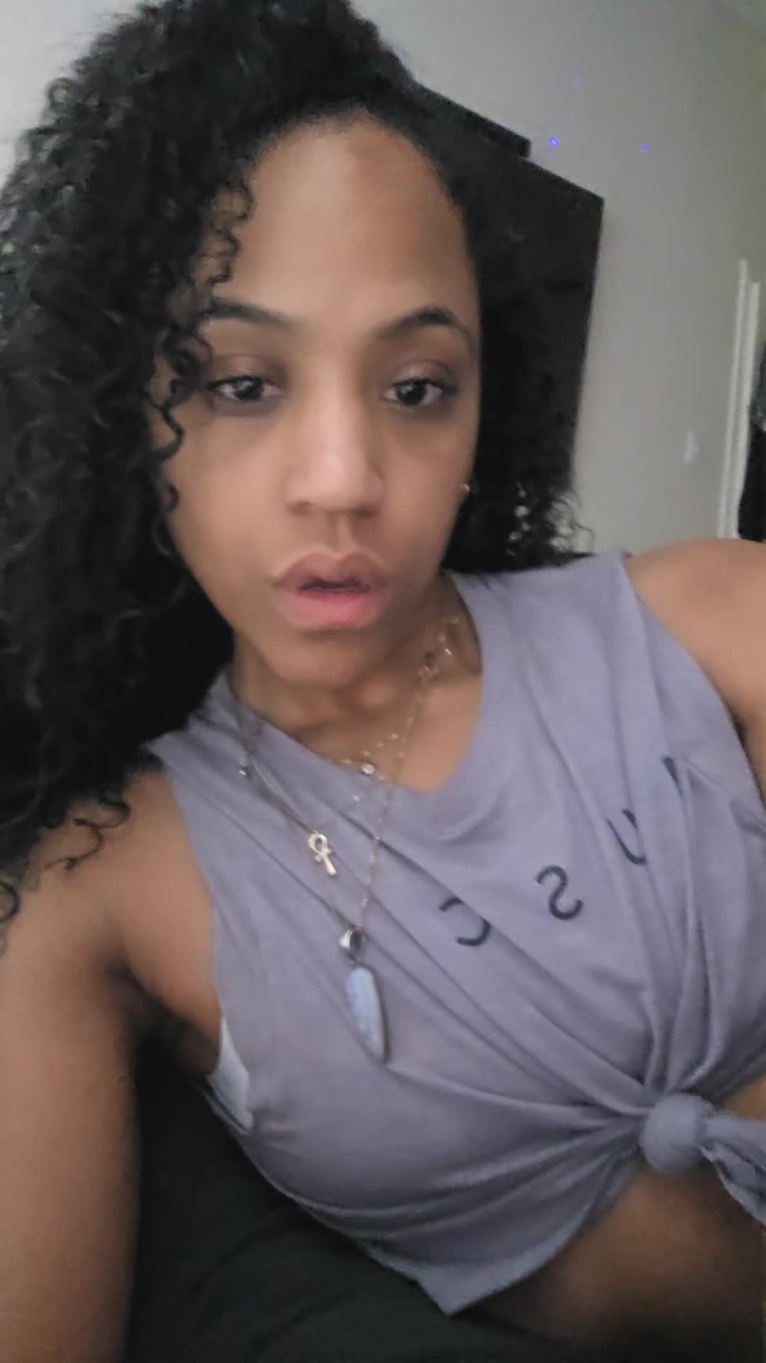 @FineappleVegan