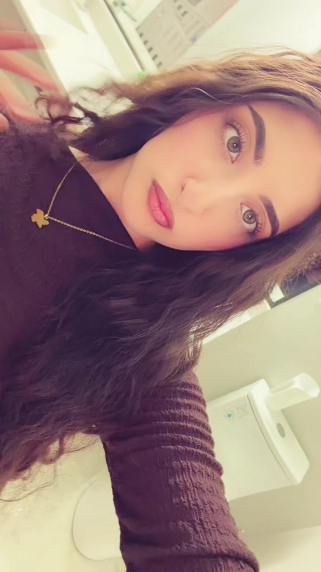 @𝐴𝑙𝑖𝑠ℎ𝑏𝑎 𝑇𝑎𝑟𝑖𝑞💜
