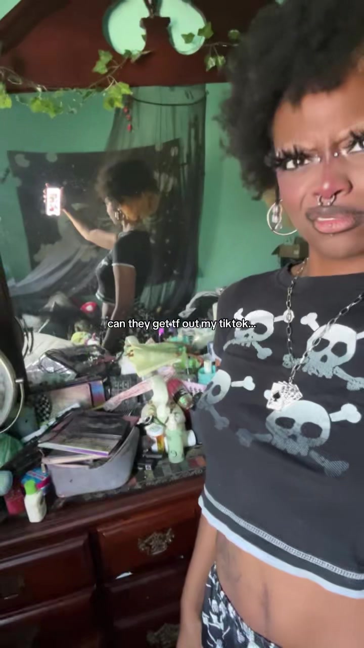 @silver🦇💋 THEY/THEM