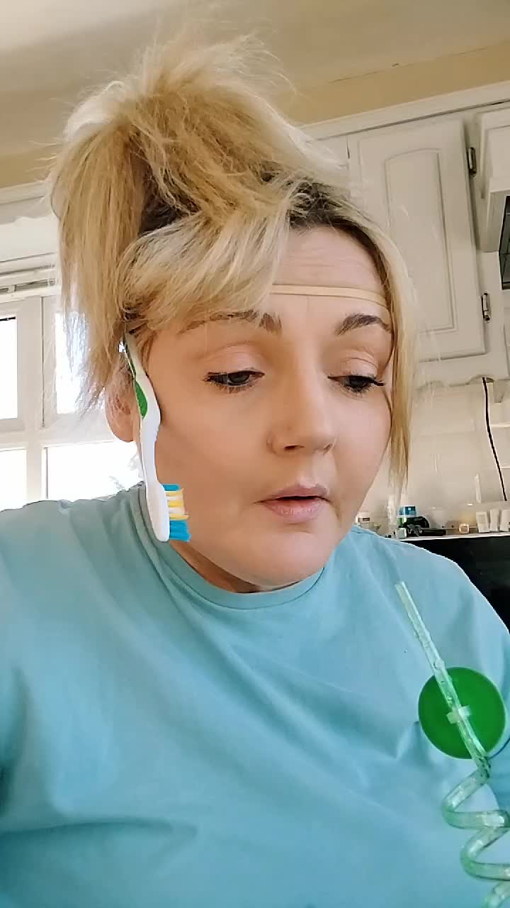 @Shelly 😜🤪🇮🇪🇮🇪🇮🇪