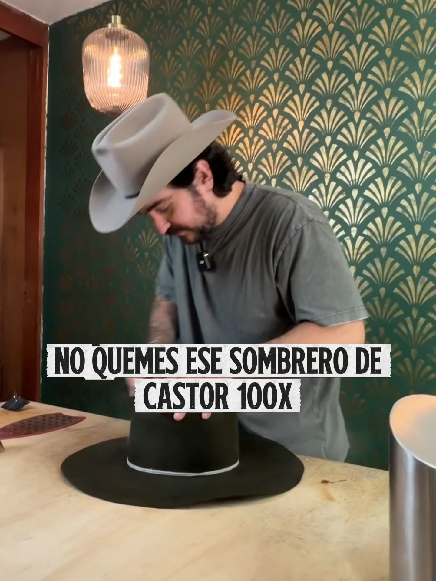 @Handsome Hats🇲🇽33 1985 4557
