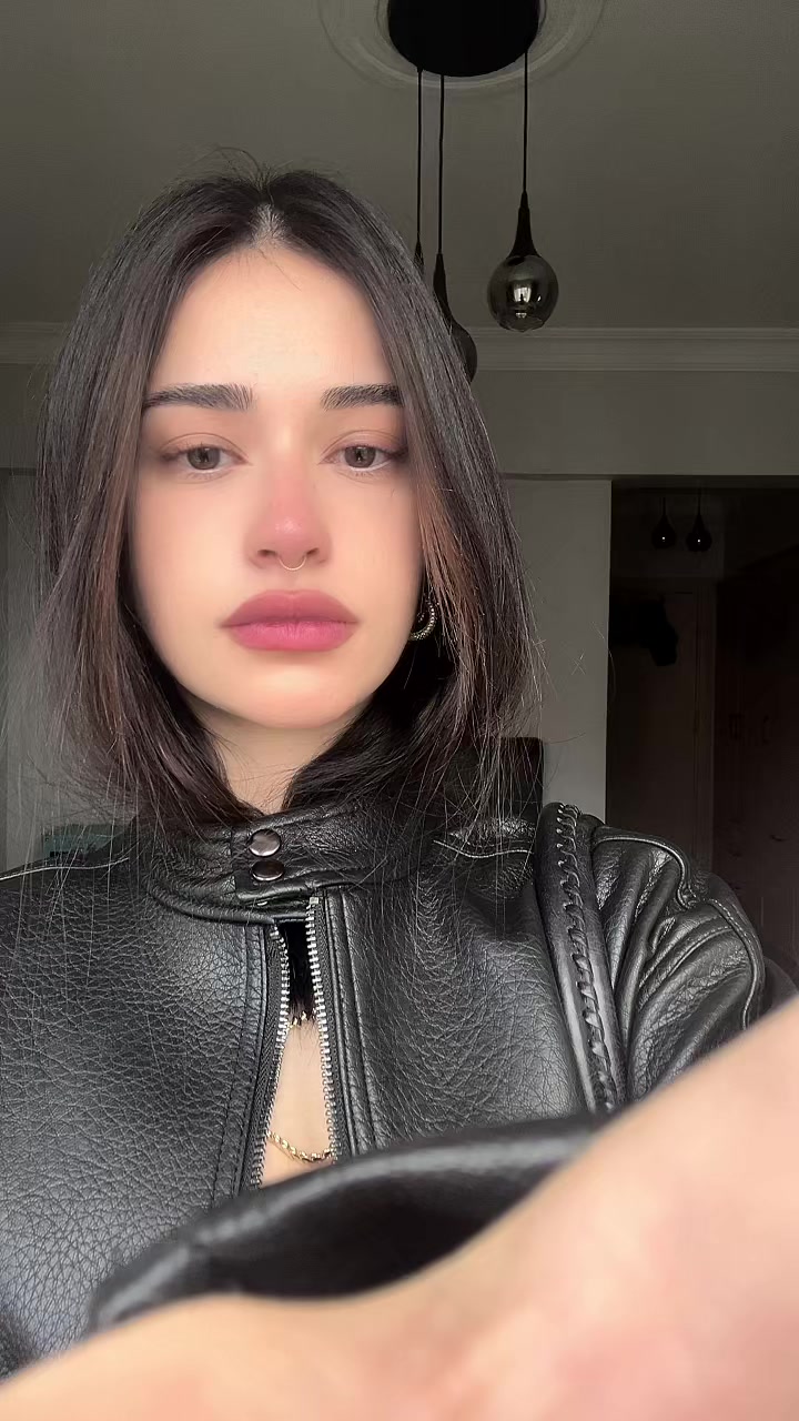 @ǝɟǝ nsןıu