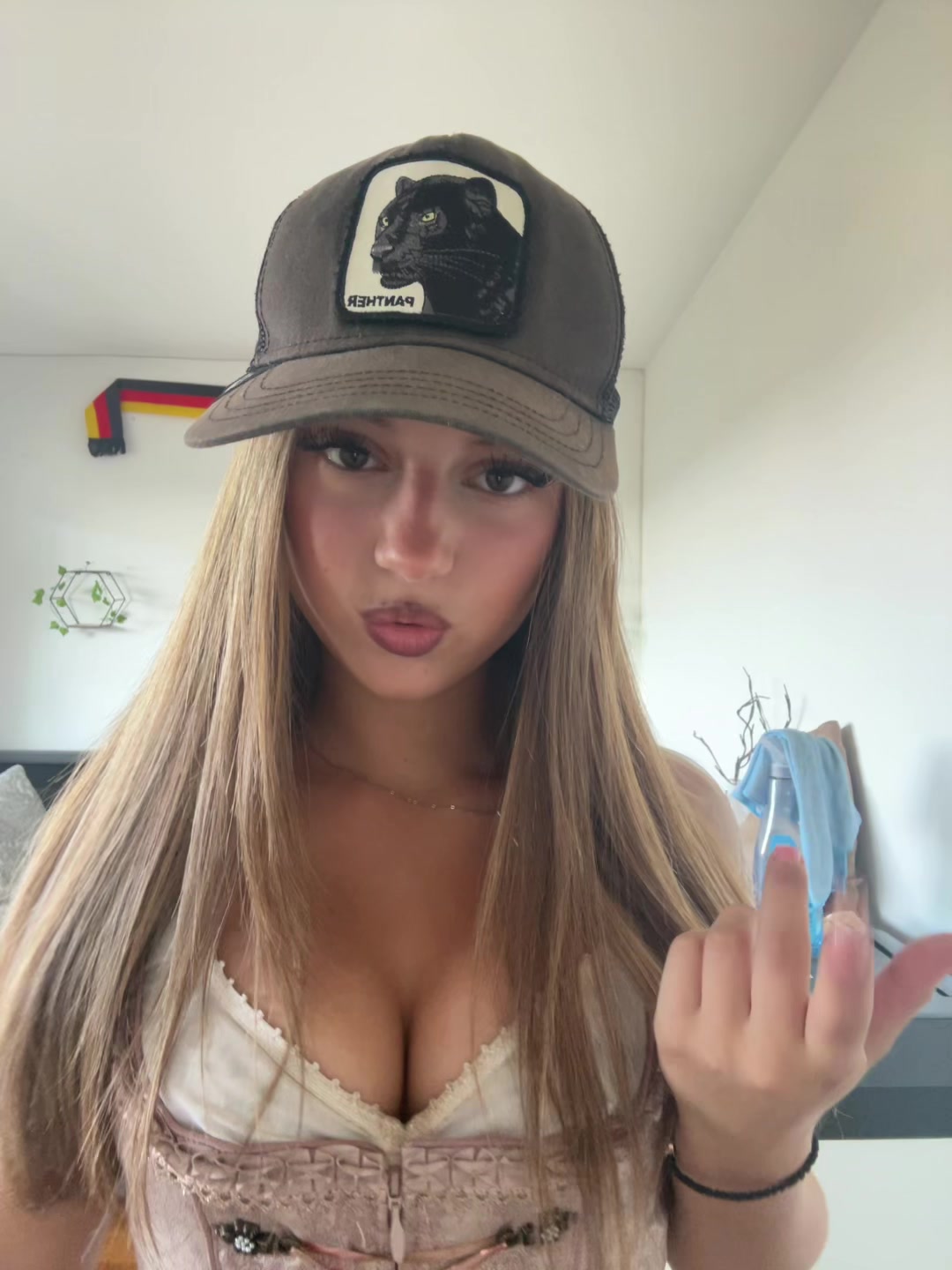 @Muri