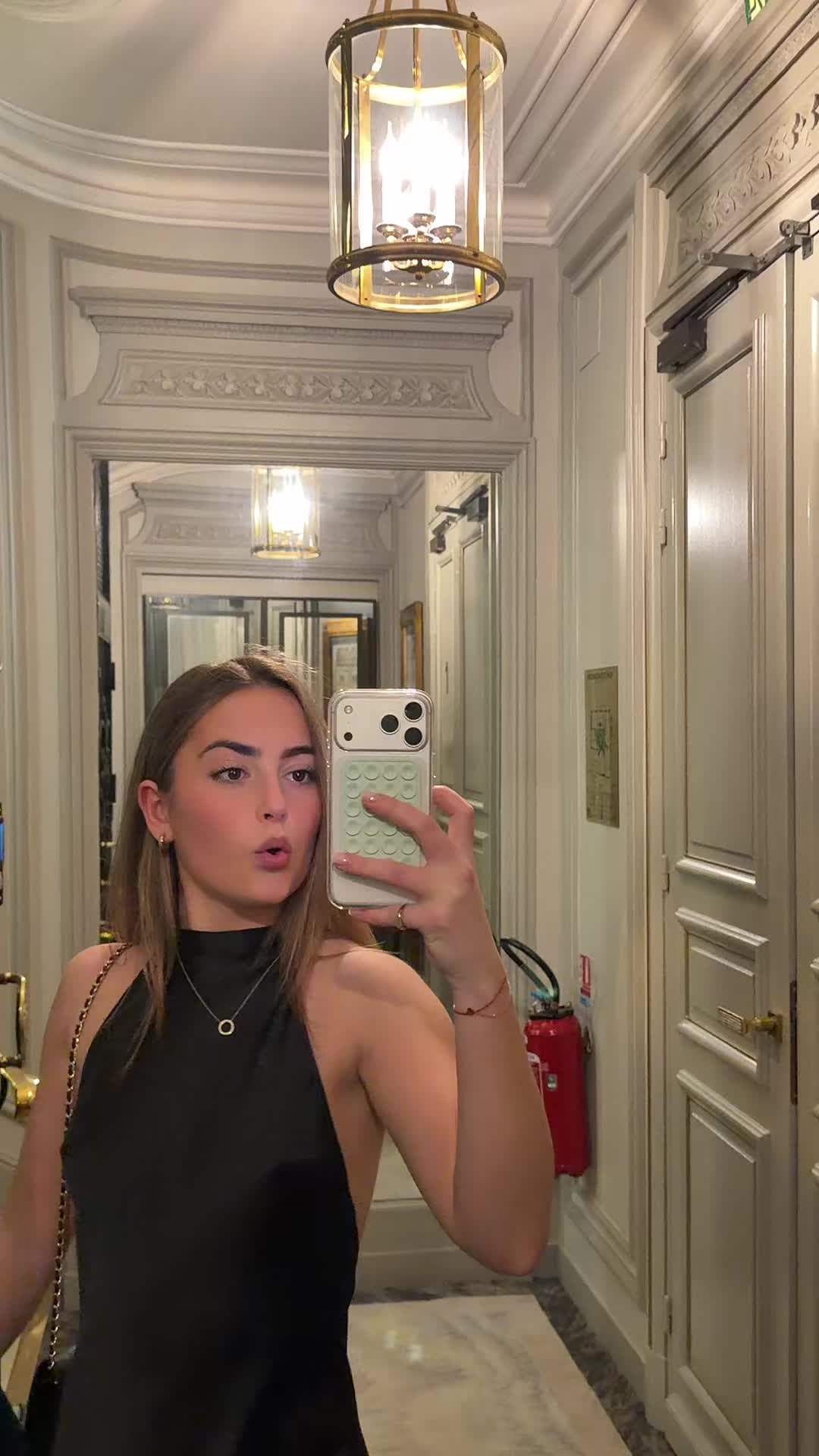 @fionaizzyy