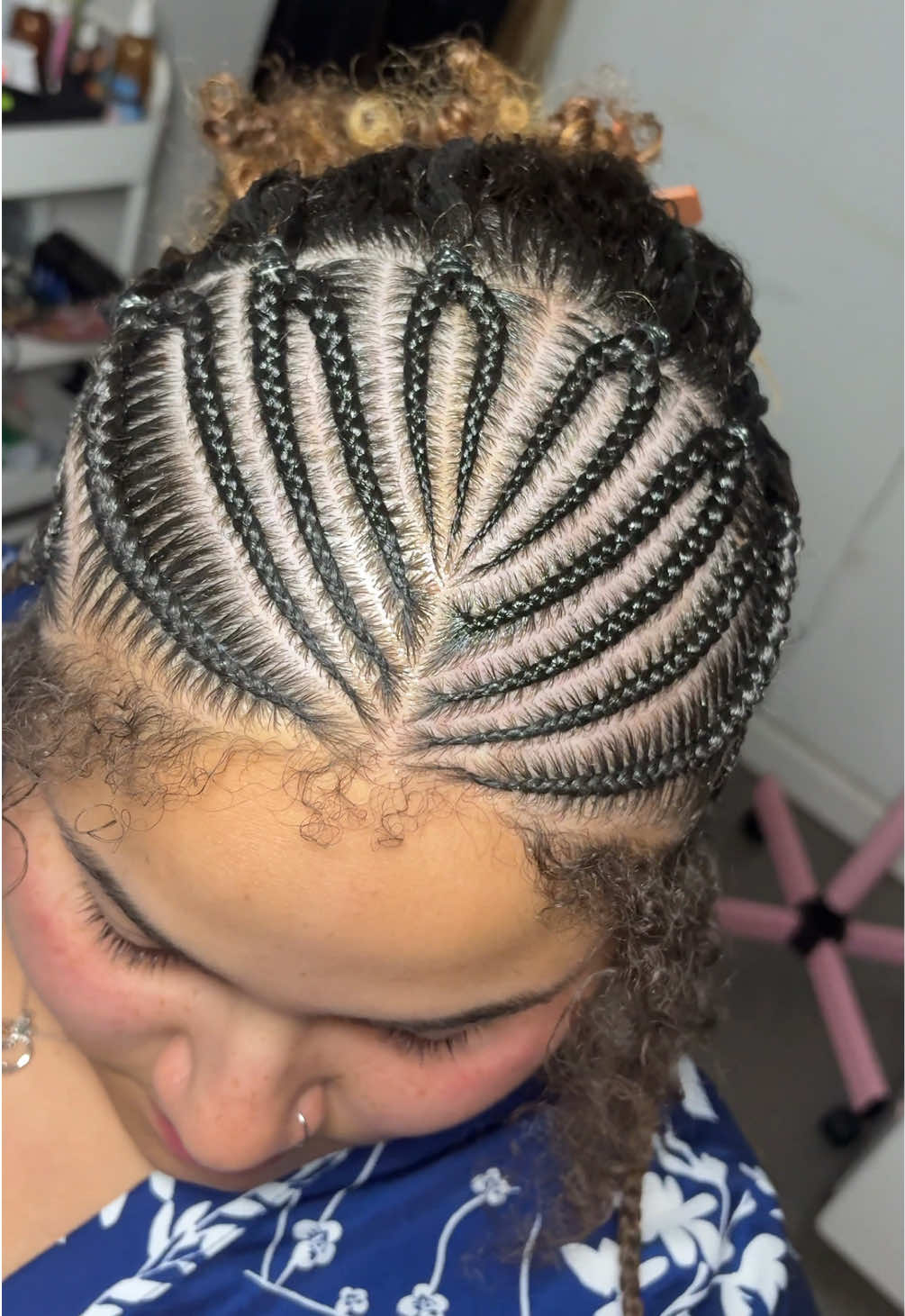 @Hairbylishaa
