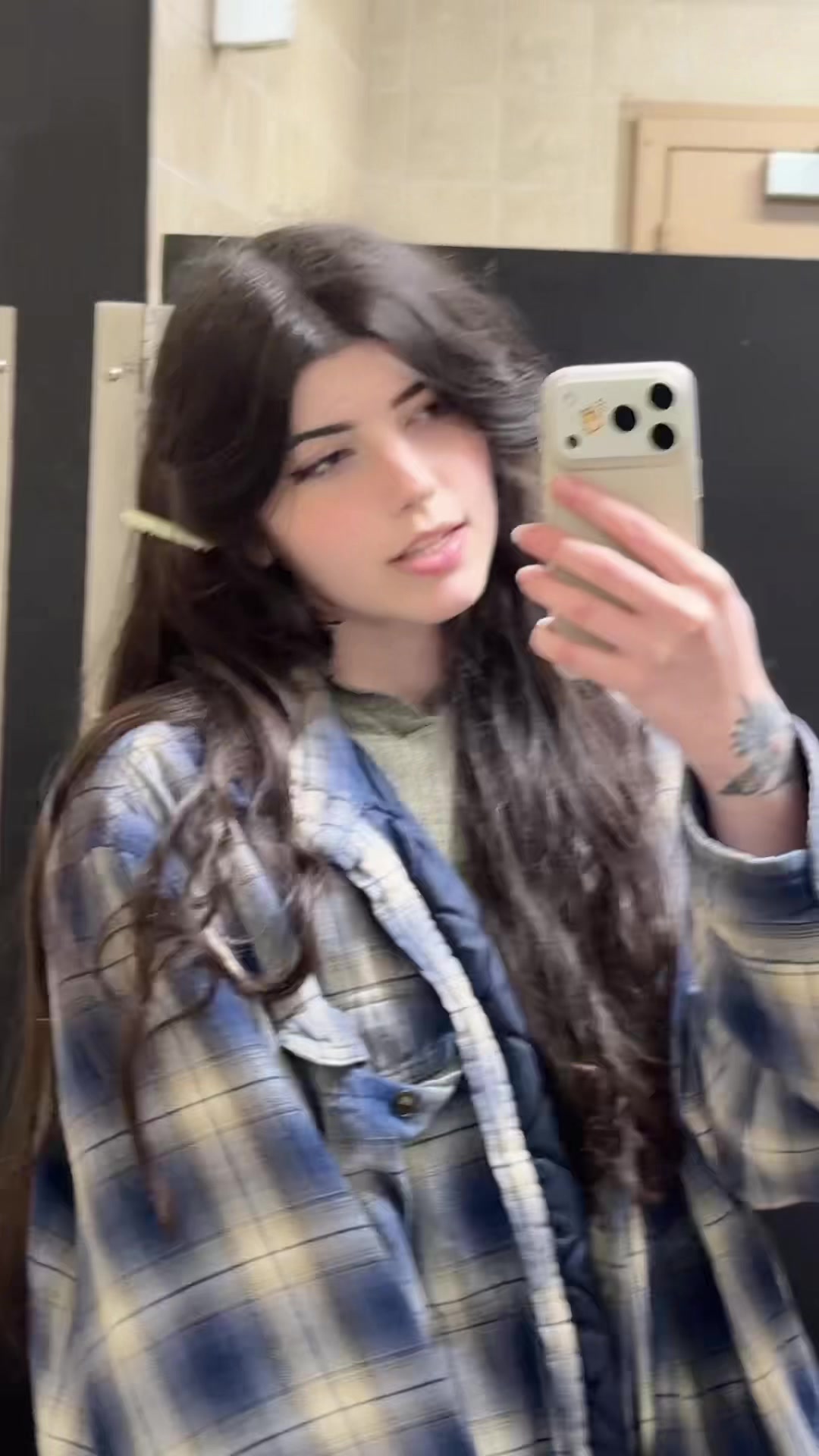 @VIOLET