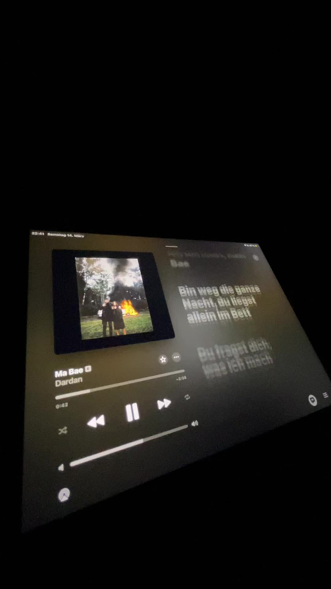 @Applemusik_Lyrics.