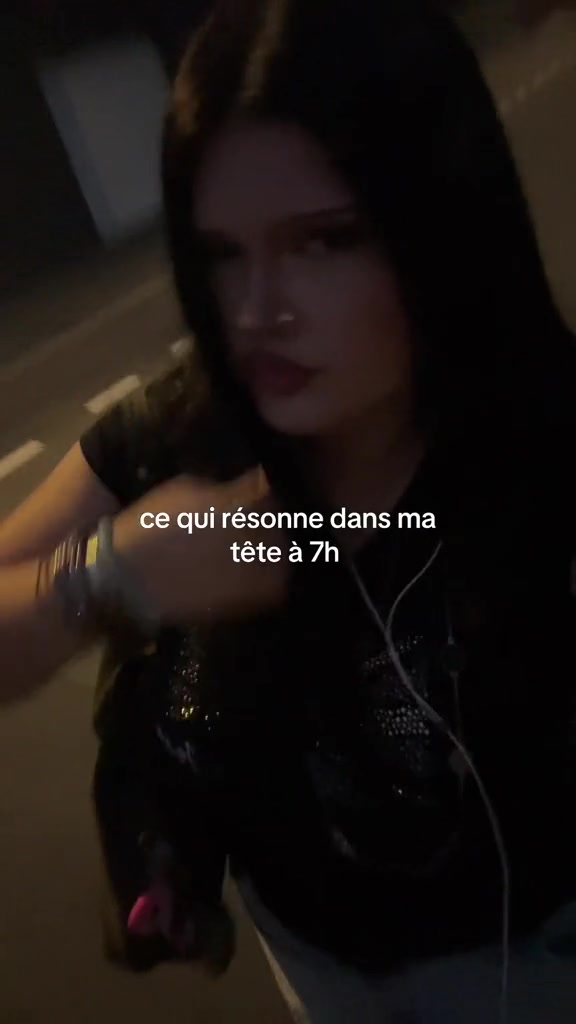 @hélène.vrdd