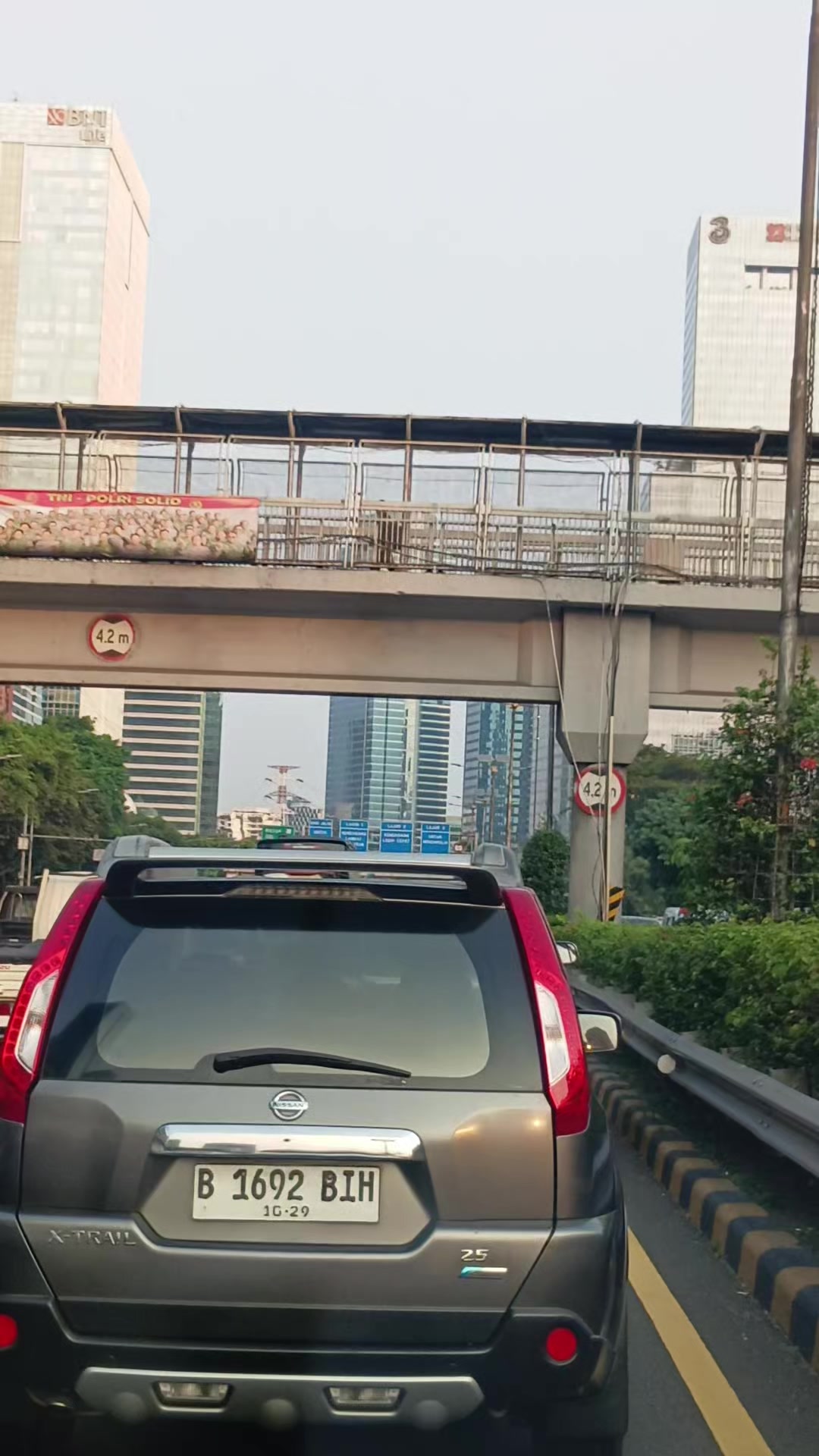 @Dari kontak anda