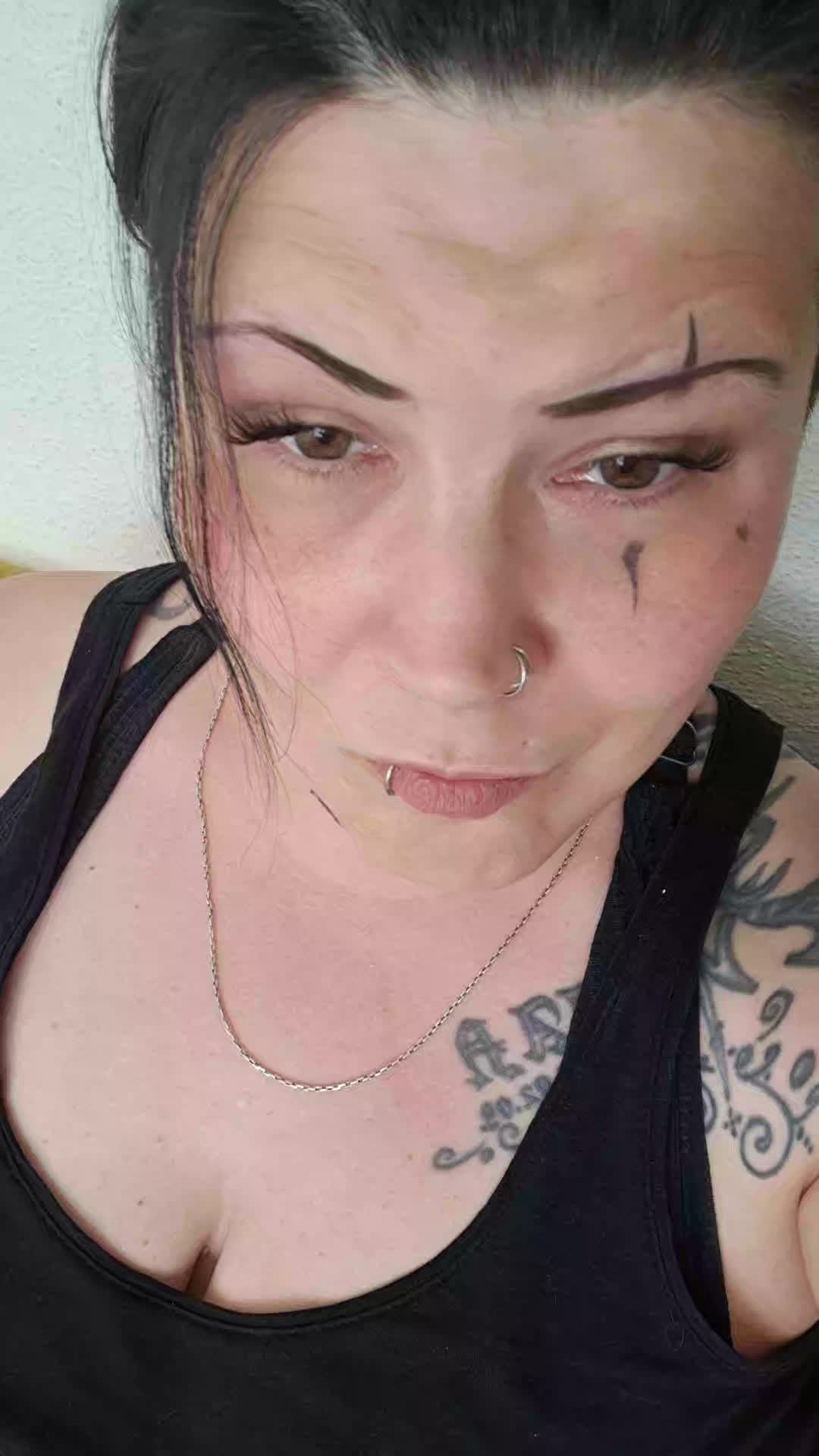@🖤schwarzeSeeleƘ&aelig;ltesherz🖤