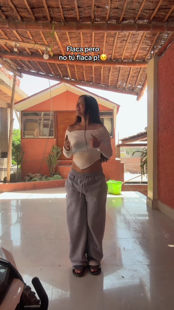 @Ani Mendoza🦥🇵🇪
