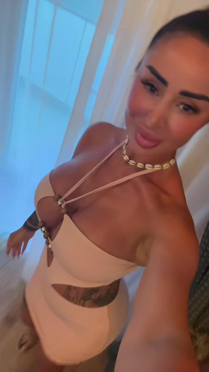 @Eva🇦🇱
