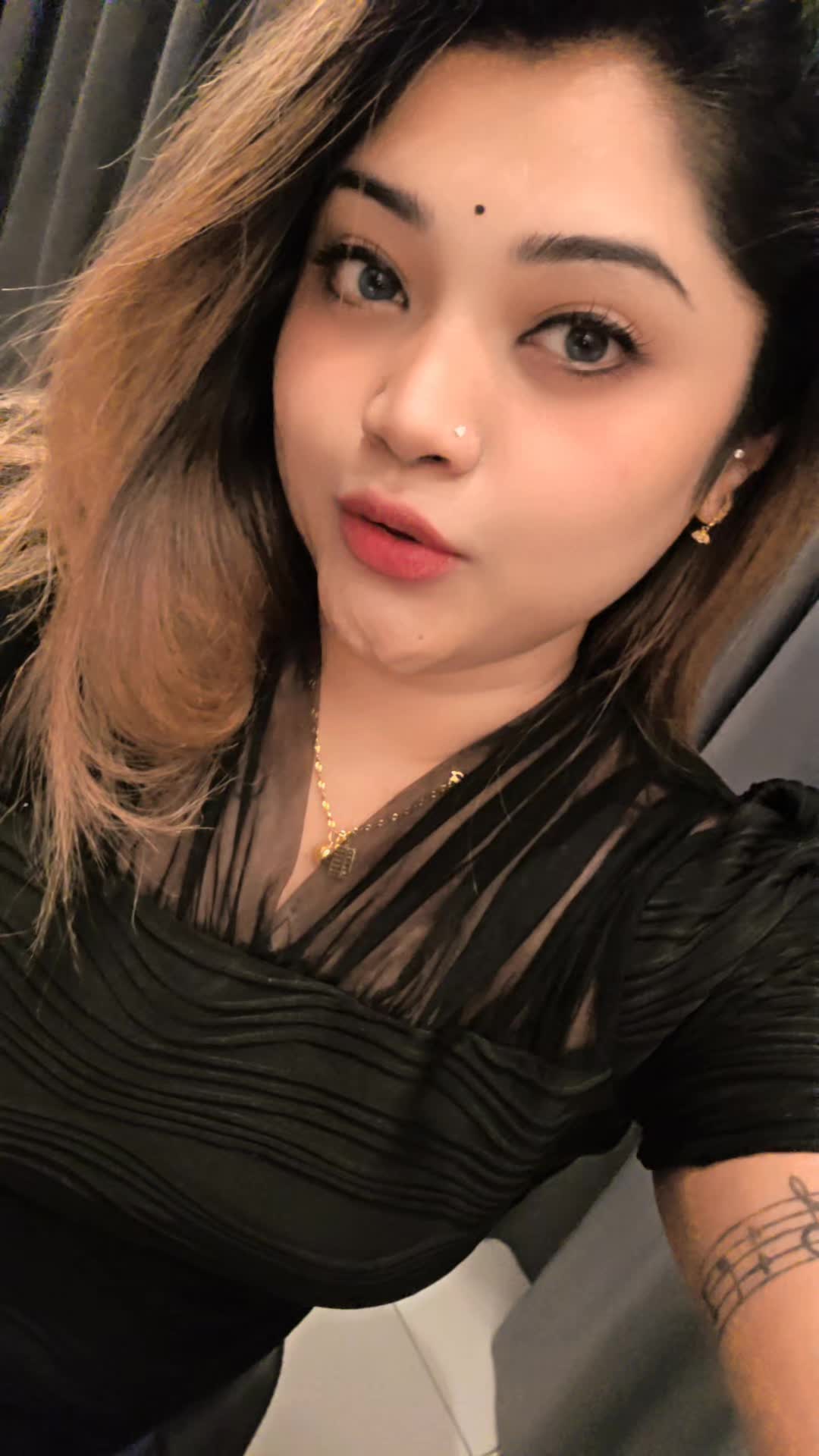 @𝑻𝒉𝒖𝒓𝒈𝒂𝒔𝒉𝒏𝒂𝒗𝒊🦋.