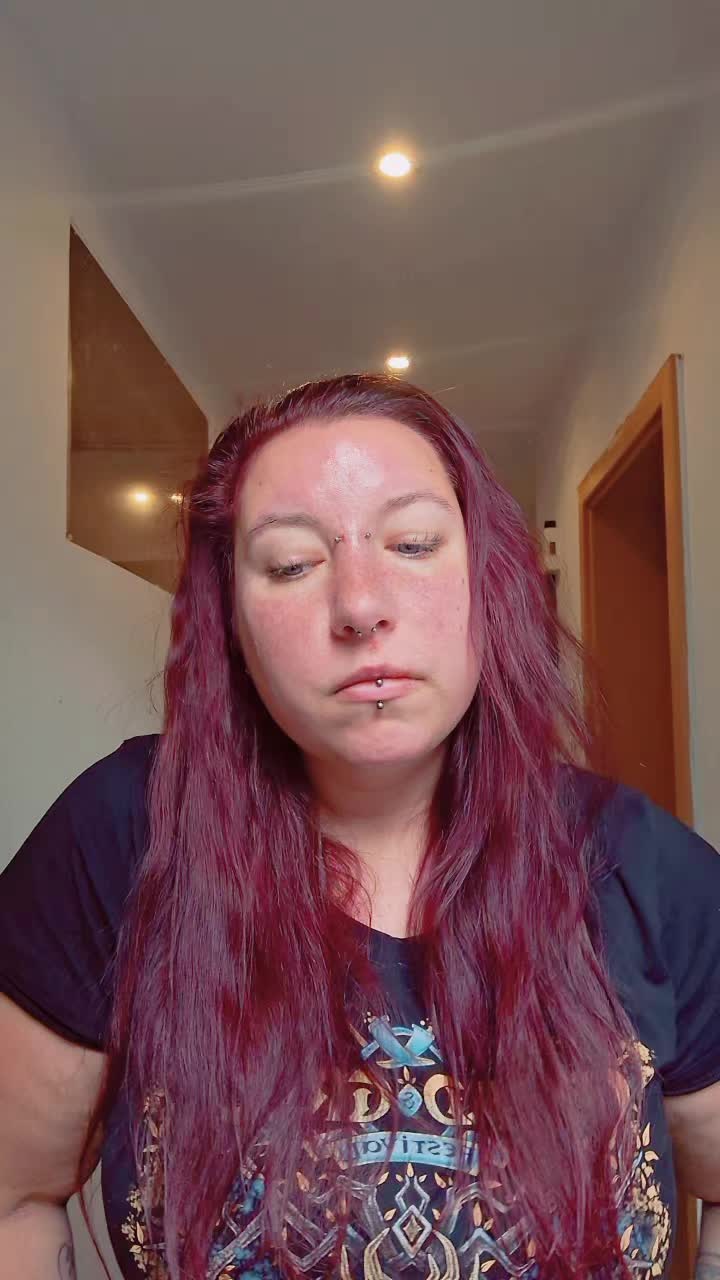 @laura.jane😈🤘