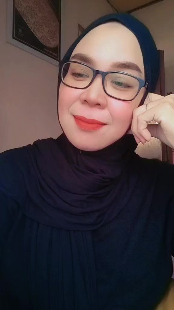 @Dhemylitha
