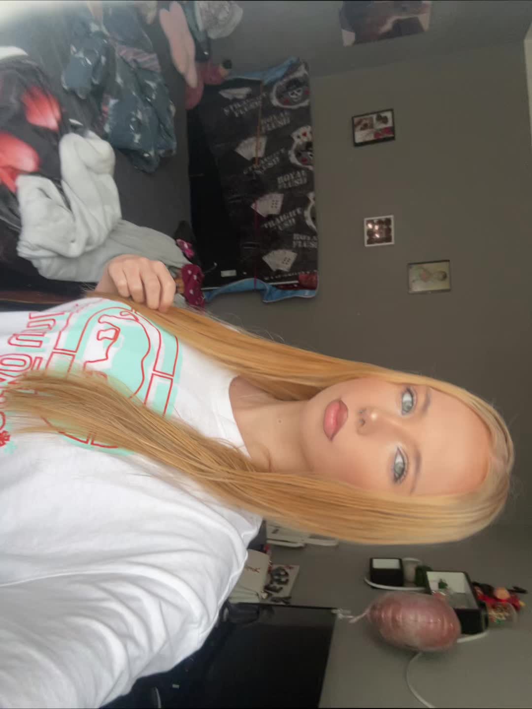 @jessy_b1n
